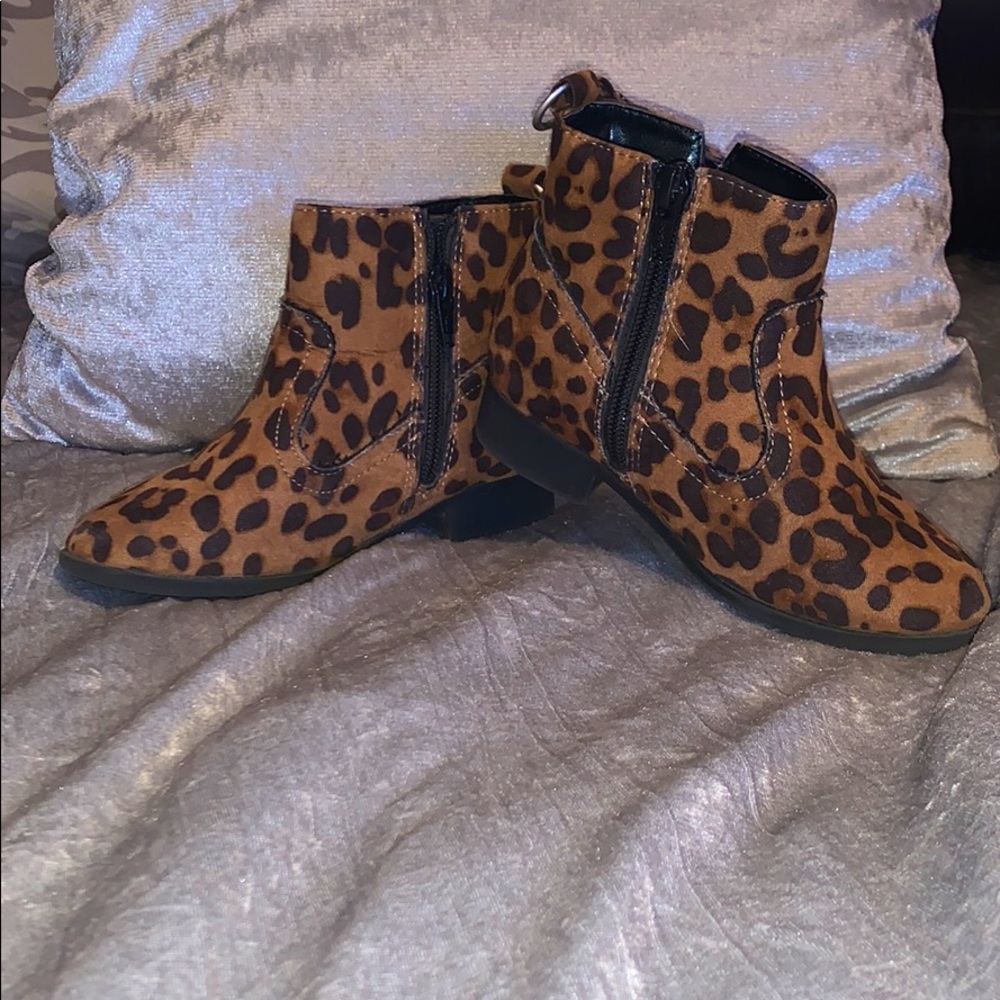 Wonder Nation Lucky Leopard Ankle Boot